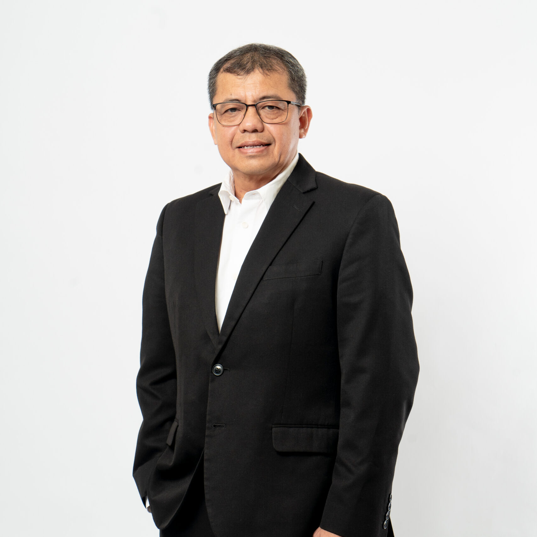 Novrizal Tahar